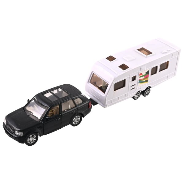 PKW mit Wohnwagen