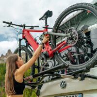 Fahrradträger Carry-Bike VW T6 Pro Deep Black 4 Räder